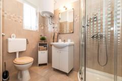 Studio-WC-10 Studio-WC-10